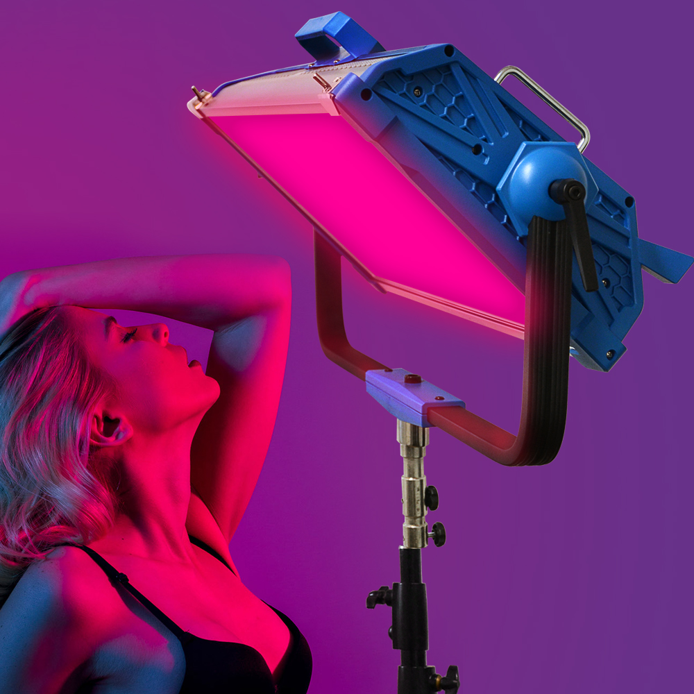 LED Panel Lamp 300W RGBW Pro L - огляд і ціна Photography Lighting Ai